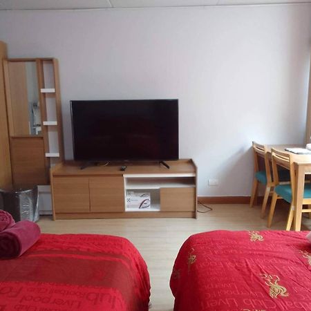 K.Nat Room Service Nonthaburi Buitenkant foto