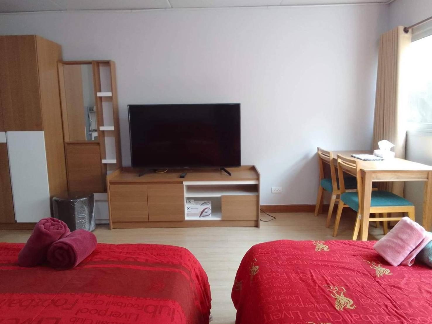 K.Nat Room Service Nonthaburi Buitenkant foto